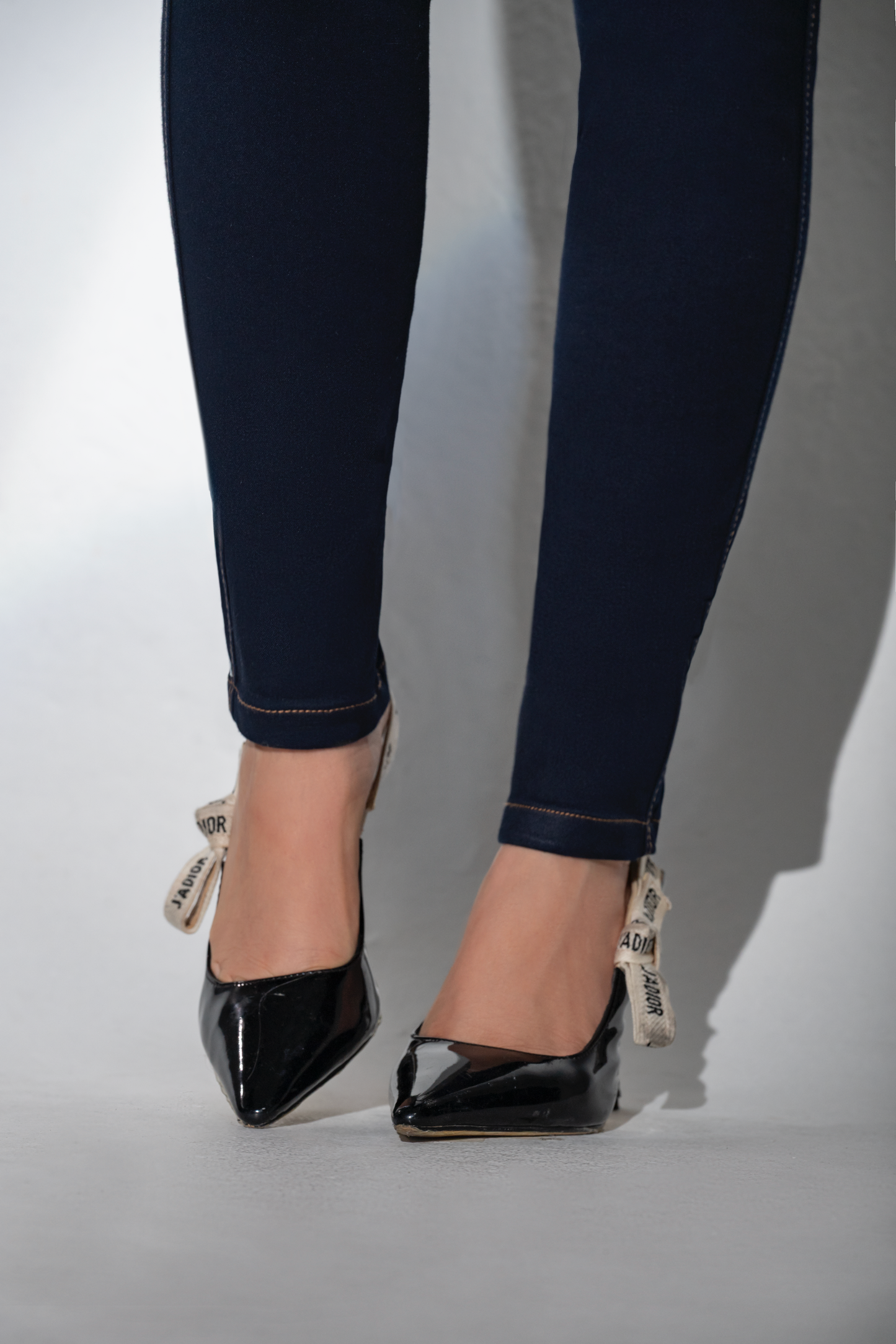 Jean Pretina Alta Control Abdomen - Bota Tubo Tobillero Estampada Ref 1733