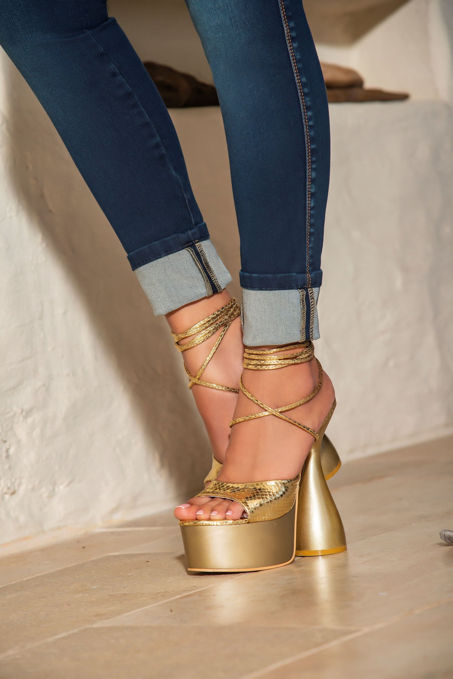 Jean Pretina Alta Control Abdomen - Bota Tubo Para Doblar Ref 1407