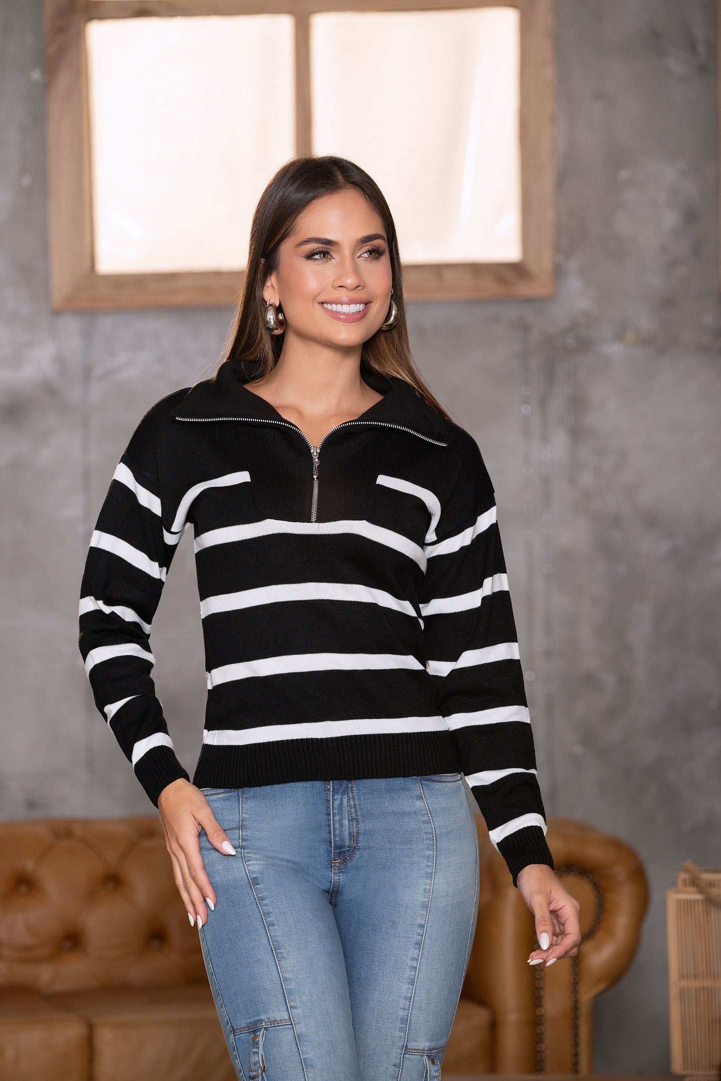 Sweater Negro-Rayas Blancas Tejido Cotton Premium Ref B-599