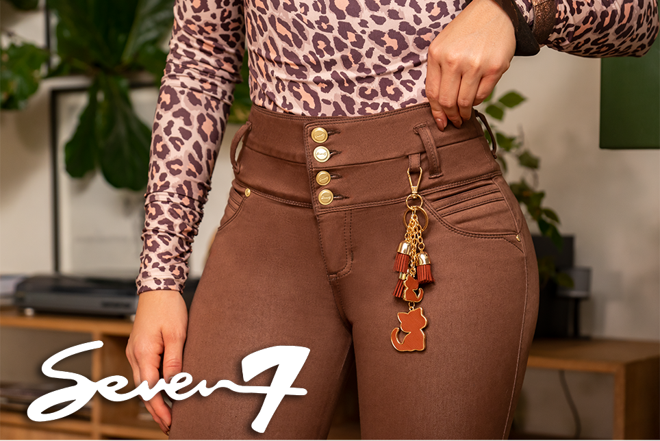 Jean Pretina Alta Control Abdomen - Bota Tubo - Café Ref 1672