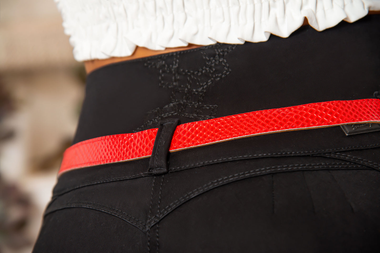 JEAN PRETINA ALTA CONTROL ABDOMEN - BOTA TUBO - NEGRO Ref 1328