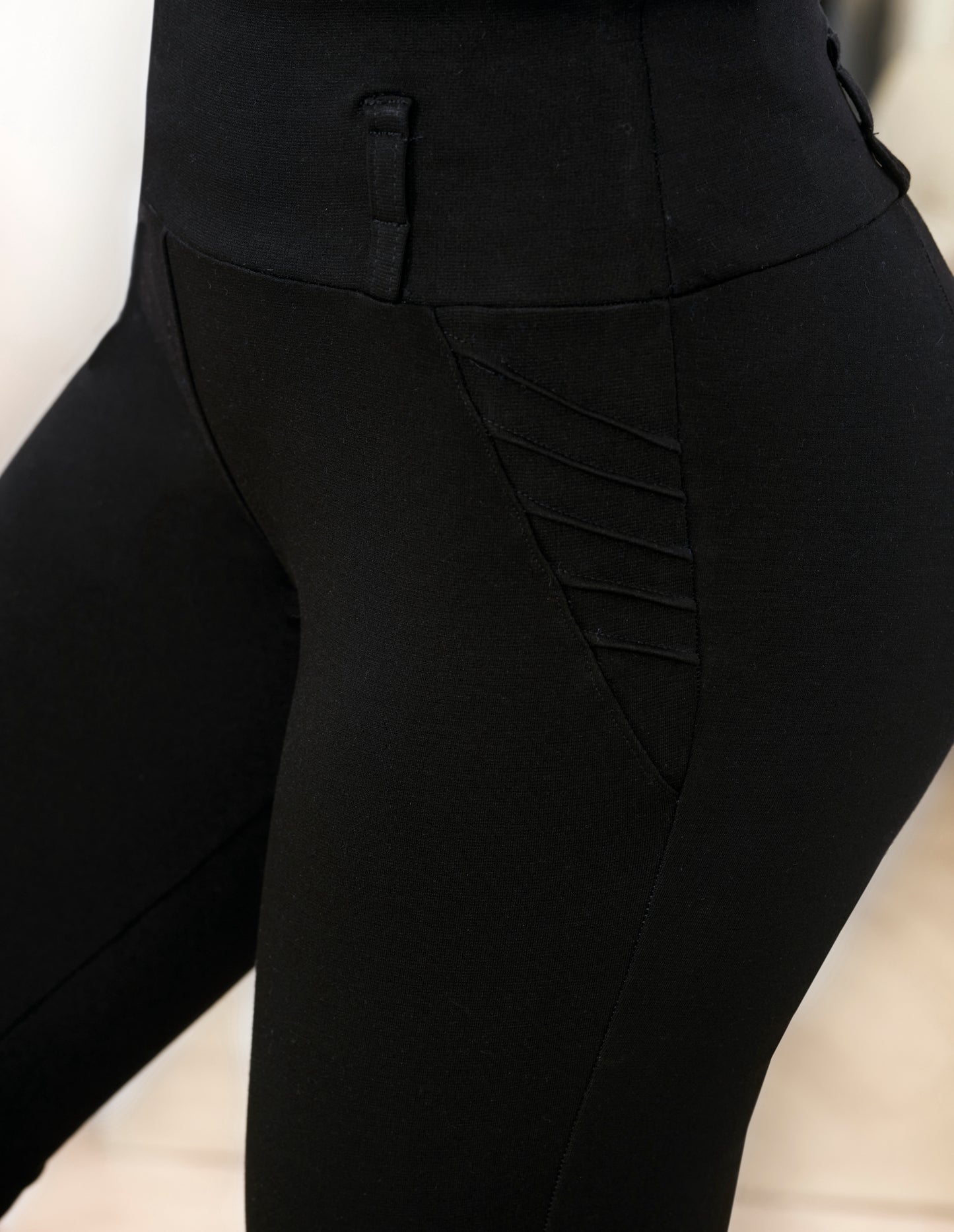 Leggins-Punto Roma-Negro Ref A309