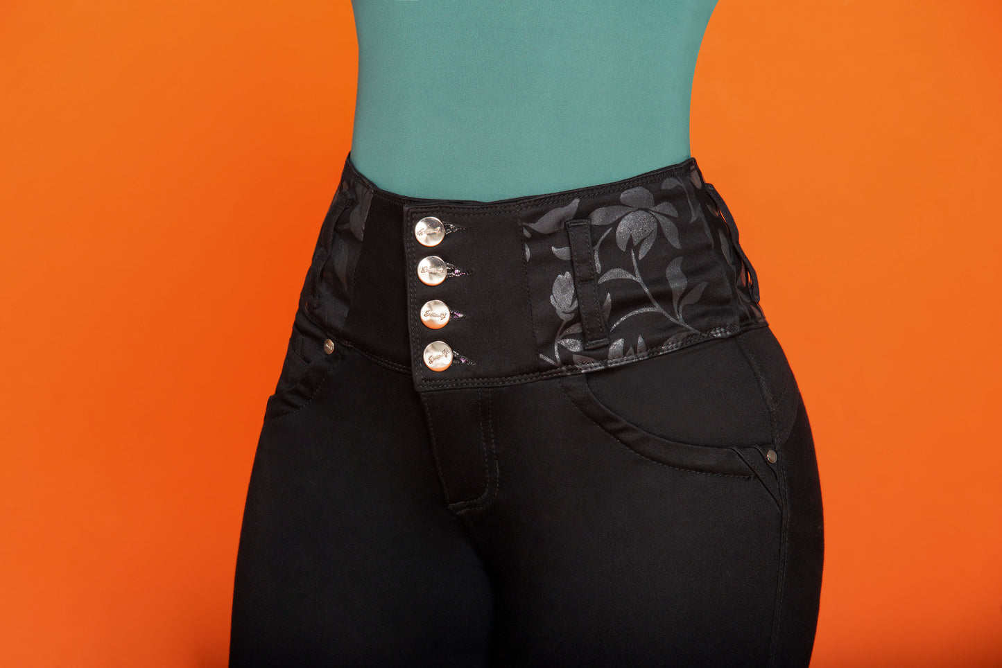 Body - Ajustado Ref Y-066