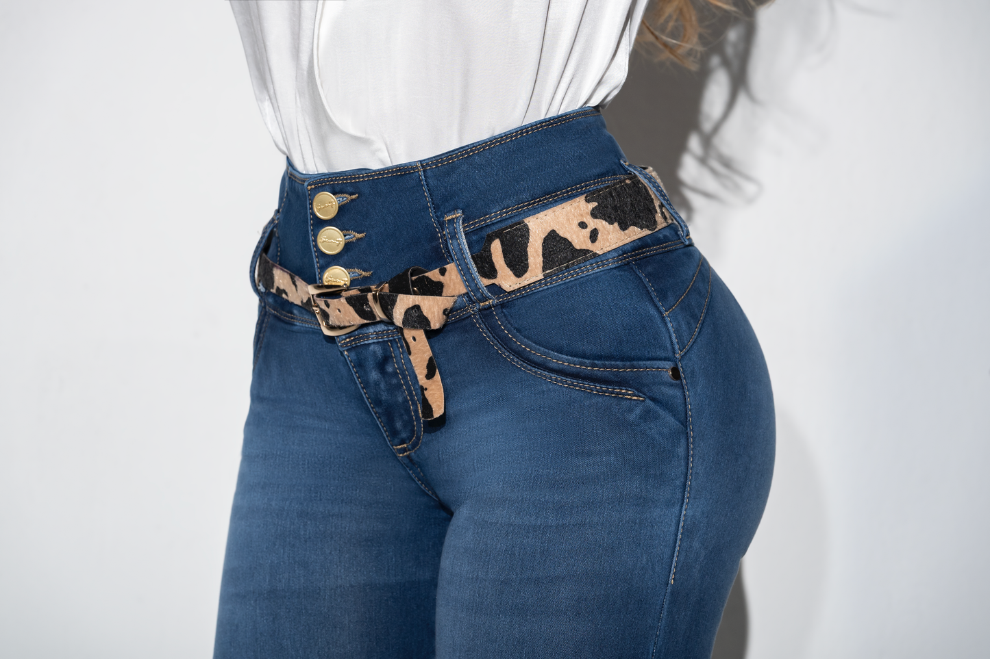 Jean Pretina Alta Control Abdomen - Bota Recta Ref 1744