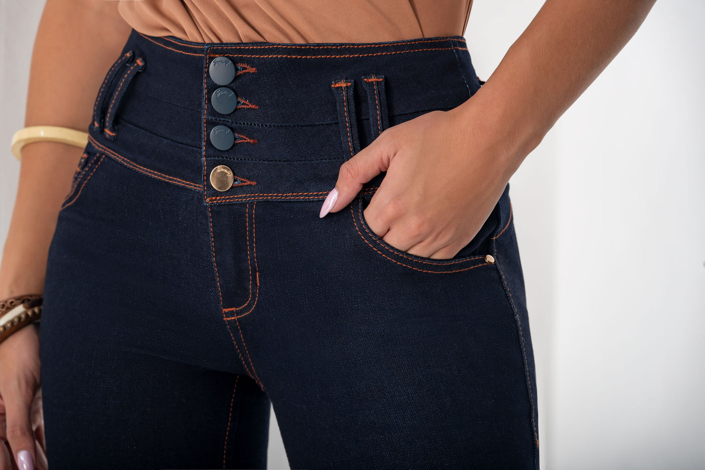 Jean Pretina Alta Control Abdomen - Bota Recta Ref 1768