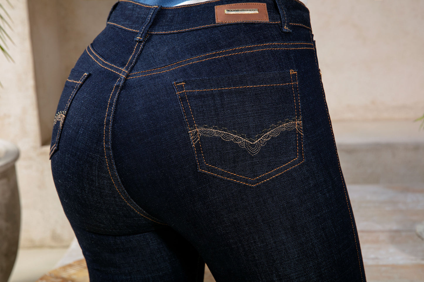 Ochentero-Índigo Licrado-Bota Tubo Ref 1755