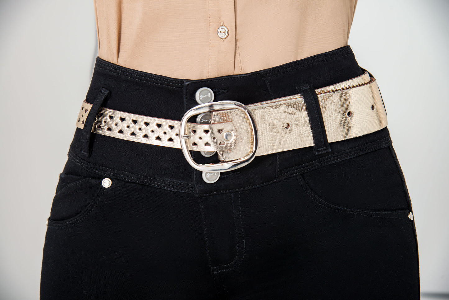 Jean Pretina Alta Control Abdomen - Bota Tubo Tobillero - Negro Ref 1357