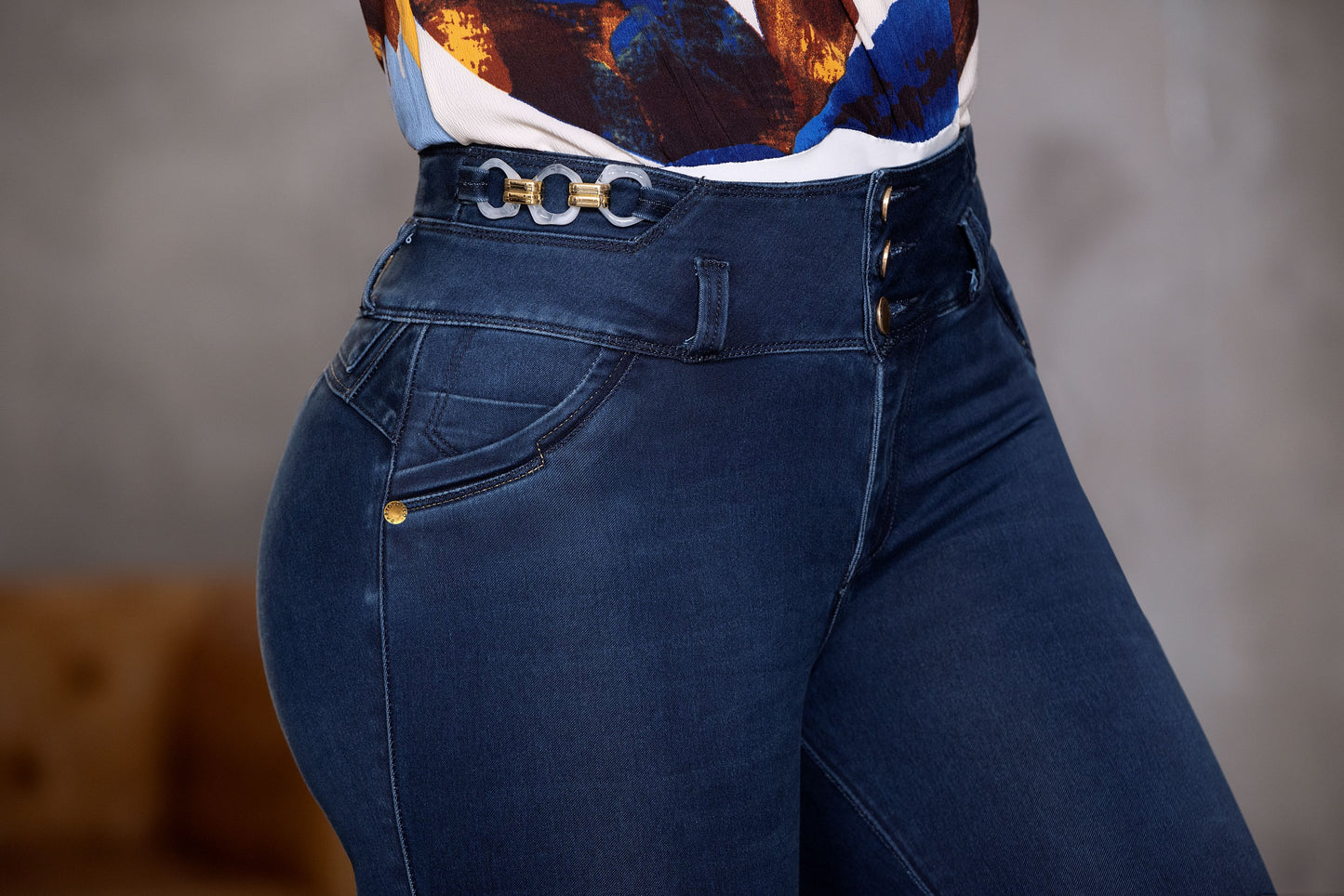 Jean Capri Push Up Piel Durazno Bota Tubo Ref 1939