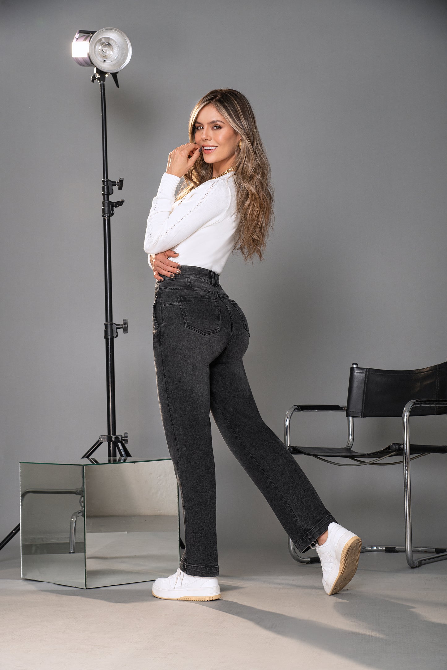 Jean Cargo Indigo Licrado Bota Recta Gris Ref 1999