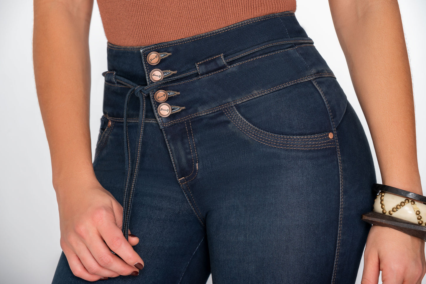 Jean Pretina Alta Control Abdomen - Bota Tubo Ref 1660