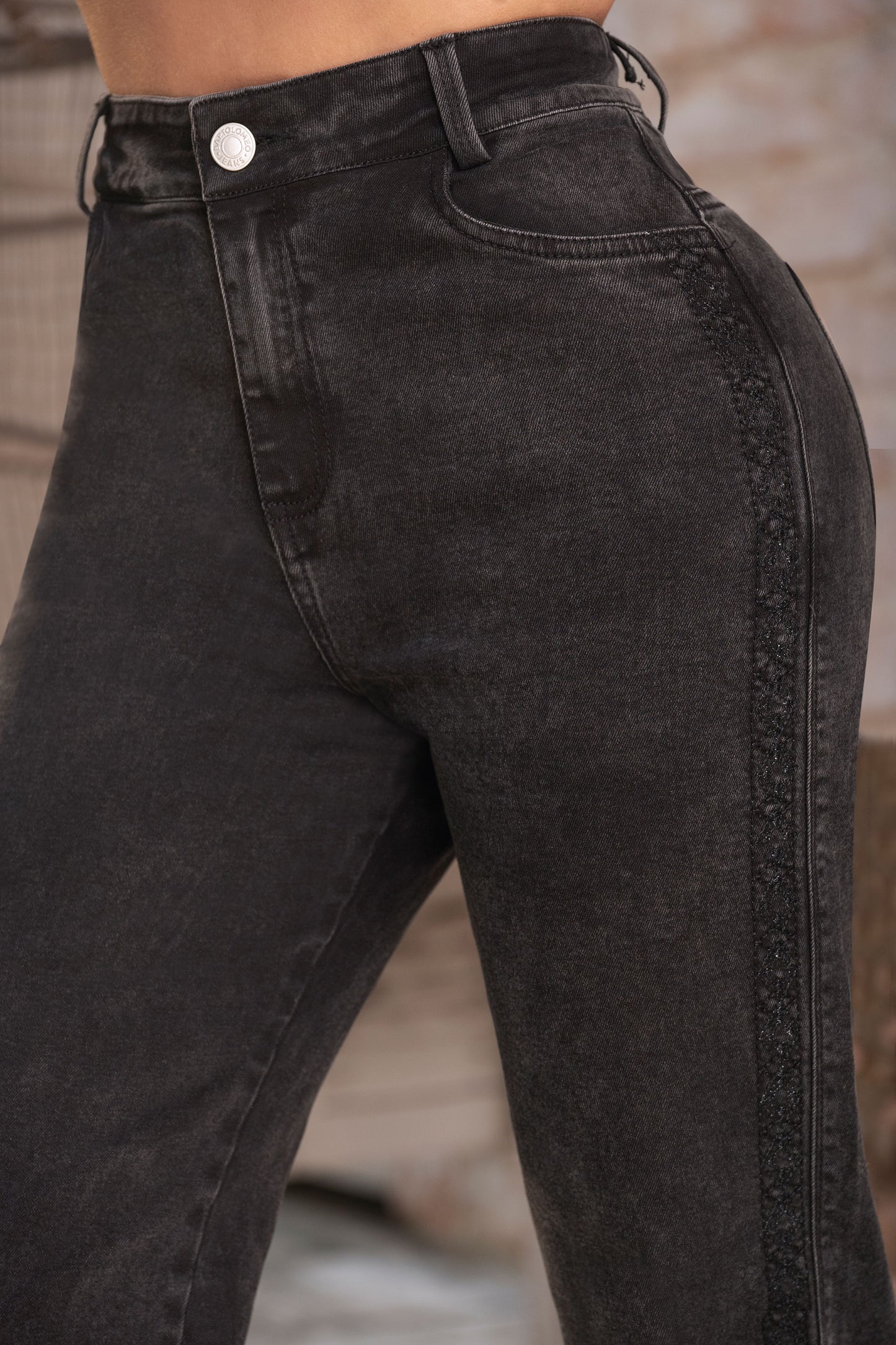 Jean Momfit Indigo Licrado Gris Ref 2082