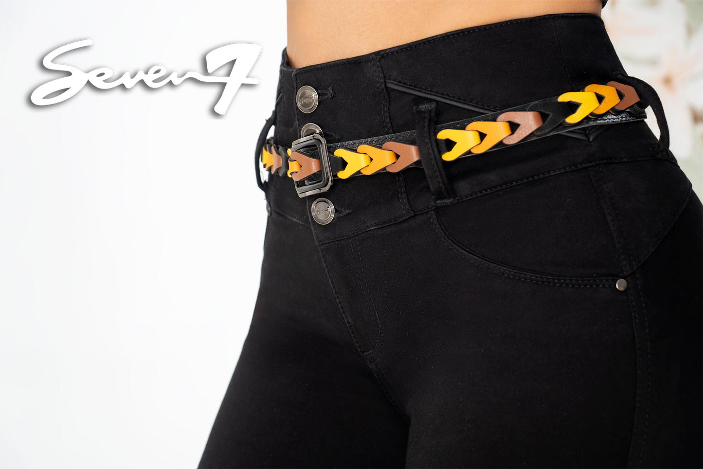 Jean Pretina Alta Control Abdomen - Bota Tubo - Negro Ref 1719