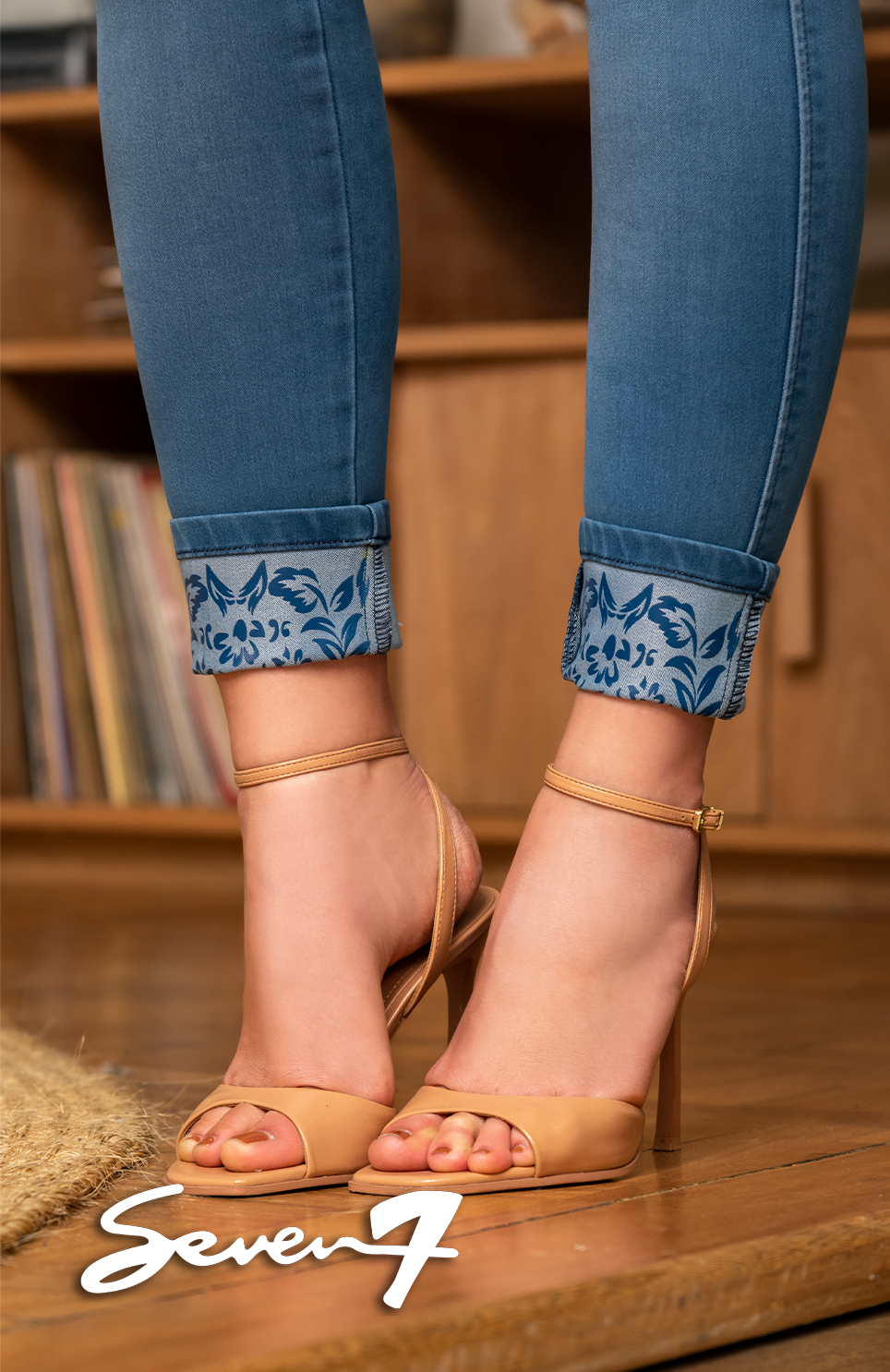 Jean Pretina Alta Control Abdomen - Bota Tubo Tobillero Para Doblar Ref 1698