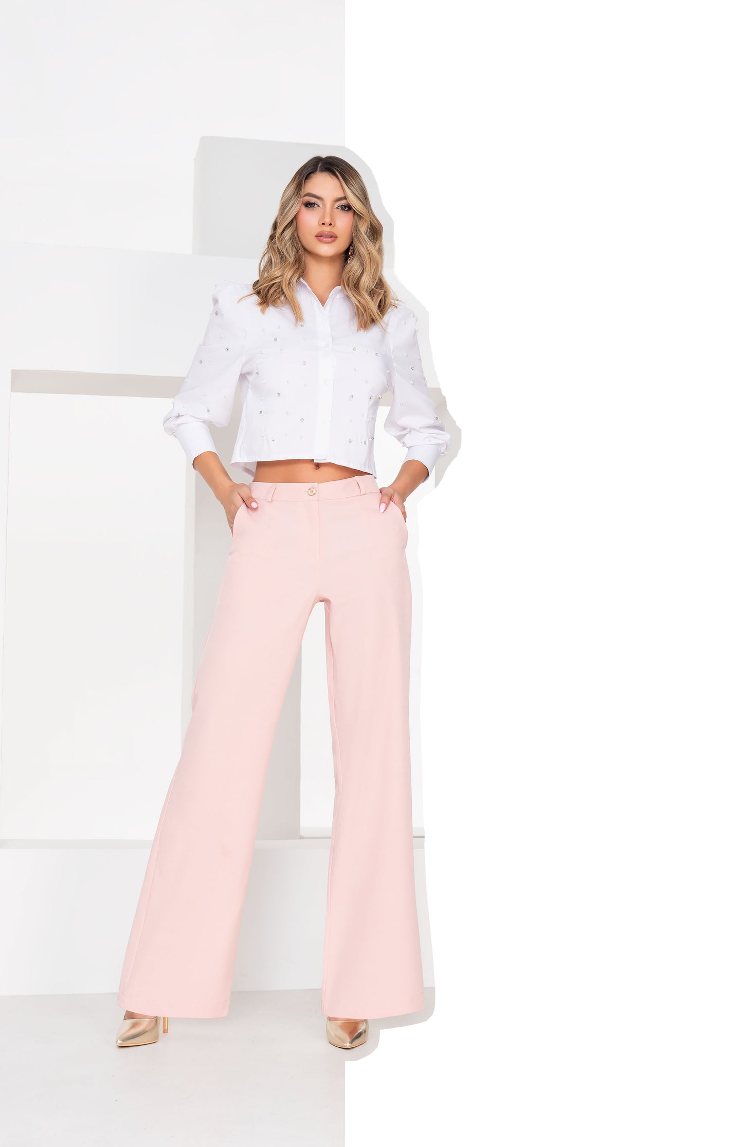 Pantalón Tiro Alto 1 Botón - Bota Palazzo  - Rosado Ref R-029