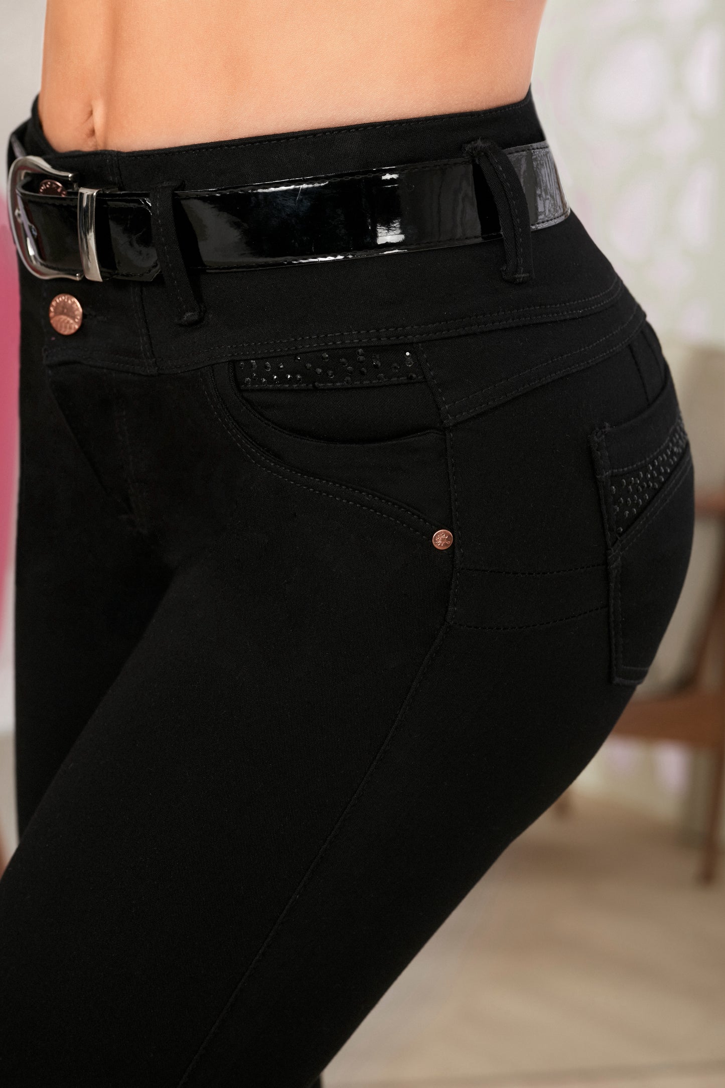 Control Abdomen-Piel De Durazno-Bota Tubo Ref 1463